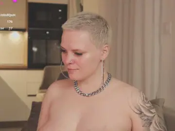 LikaBerry  live sex cam