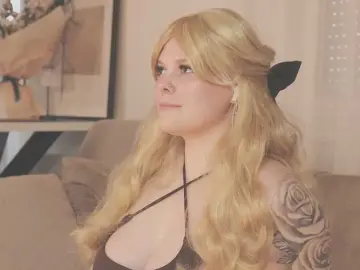 LikaBerry  live sex cam