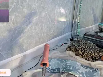 MIAREYS  live sex cam