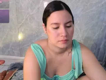 MIAREYS  live sex cam