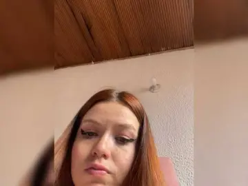 Pamela-Velvet  live sex cam