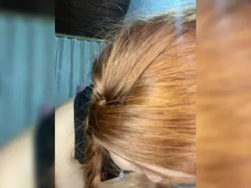 Pamela-Velvet  live sex cam