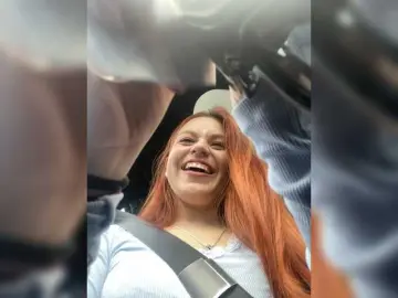 Pamela-Velvet  live sex cam