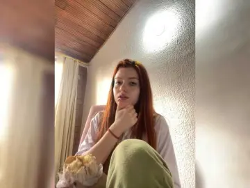 Pamela-Velvet  live sex cam