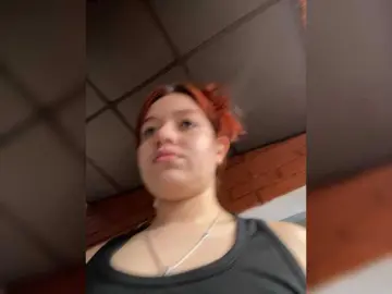 Pamela-Velvet  live sex cam