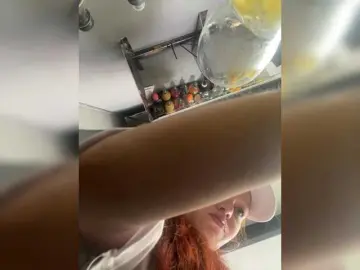 Pamela-Velvet  live sex cam