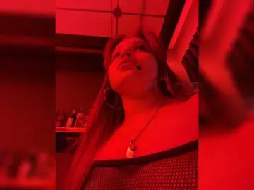 Pamela-Velvet  live sex cam