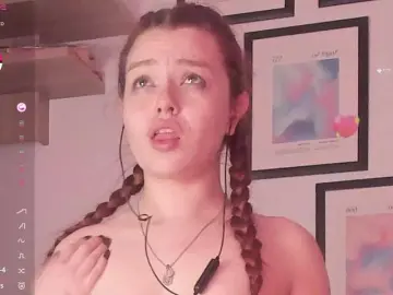 Pamela-Velvet  live sex cam