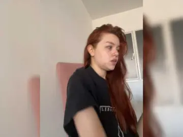 Pamela-Velvet  live sex cam