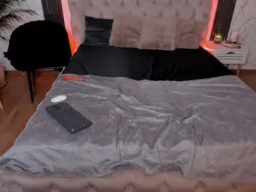 PrincessLeah  live sex cam