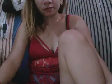 Sexykim30  live sex cam