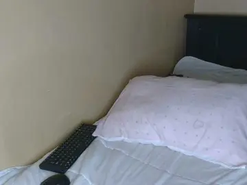 Cutieglo  live sex cam