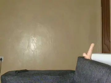 Cutieglo  live sex cam