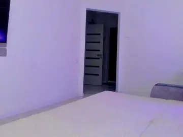 Hi-eva7  live sex cam