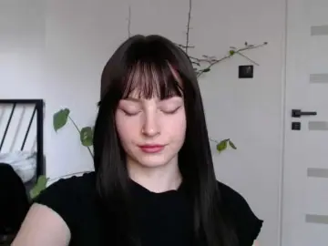 Noemilou  live sex cam