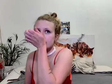 Xmileygreyx  live sex cam