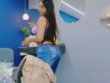 AshleyEvans21  live sex cam