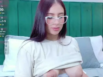 AshleyEvans21  live sex cam