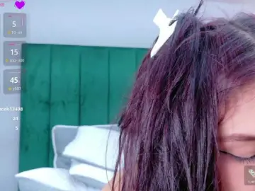 AshleyEvans21  live sex cam