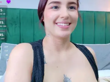 AshleyEvans21  live sex cam