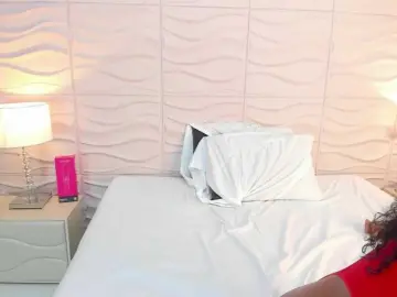 AteneaPercy  live sex cam