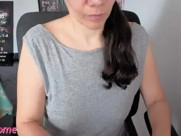 Giselle-moon  live sex cam