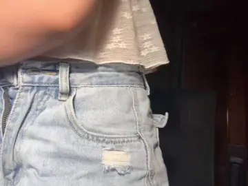 Ling-Jii  live sex cam