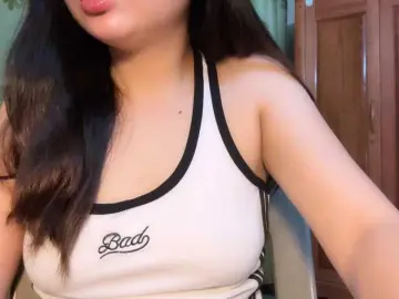 Ling-Jii  live sex cam