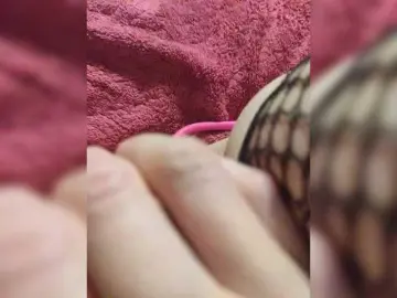 MaryLey  live sex cam