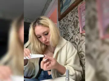 Milica23  live sex cam