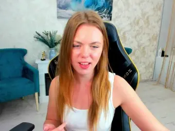 Strawberrye  live sex cam