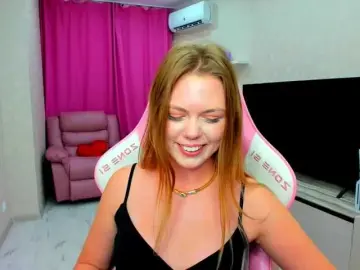 Strawberrye  live sex cam