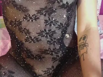 Littleapril  live sex cam