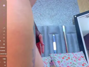 Littleapril  live sex cam