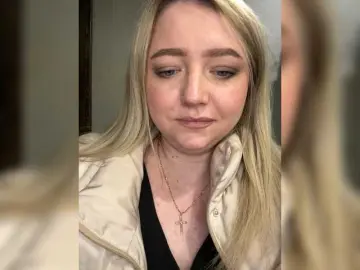 KiraMalina  live sex cam