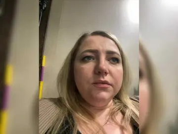 KiraMalina  live sex cam