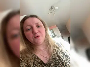 KiraMalina  live sex cam