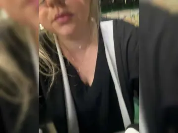 KiraMalina  live sex cam