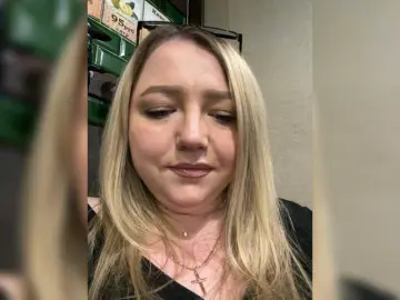 KiraMalina  live sex cam