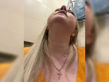 KiraMalina  live sex cam