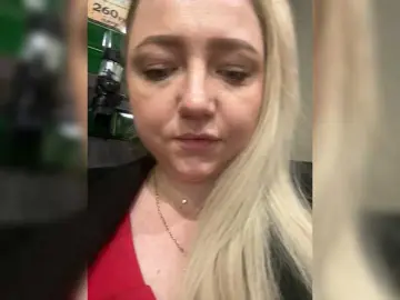 KiraMalina  live sex cam