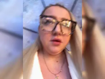 KiraMalina  live sex cam