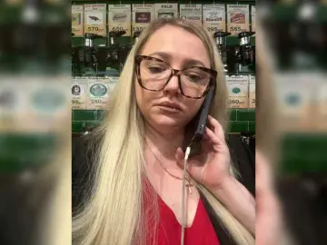 KiraMalina  live sex cam