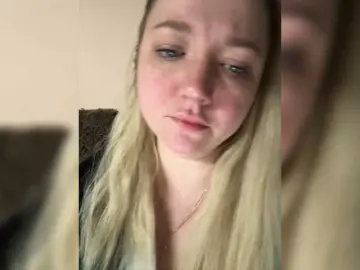 KiraMalina  live sex cam