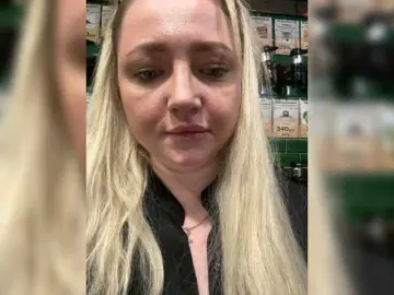 KiraMalina  live sex cam