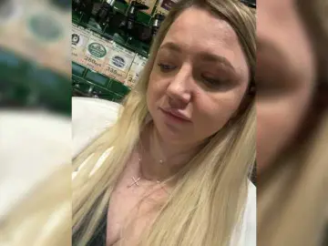 KiraMalina  live sex cam