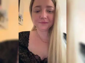 KiraMalina  live sex cam