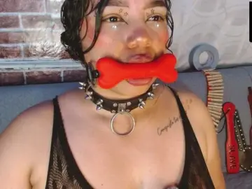 Leidy12  live sex cam