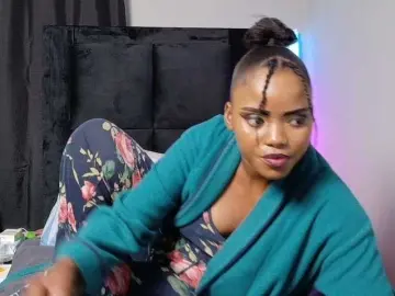 SavageTyra  live sex cam