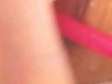 Victoria2025  live sex cam